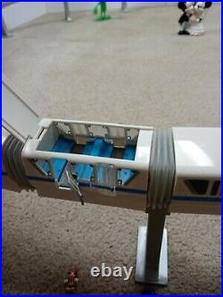 Walt Disney World Blue Stripe Monorail Playset with figures WORKING