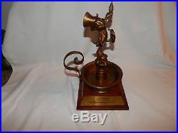 Walt Disney World Bronze 30 Year Jiminy Cricket Employee Service Award. Free Ship