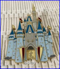 Walt Disney World Cast Exclusive 3D Castle Jumbo Pin With Mickey