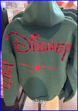 Walt Disney World Christmas 2025 Zip-Up Hoodie Sweatshirt MEDIUM New Walt Disney World Christmas 2025 Zip-Up Hoodie Sweatshirt MEDIUM New