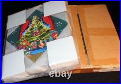 Walt Disney World Christmas PIN SET Happy Holidays 2006 LE 200 Paola Guitierrez