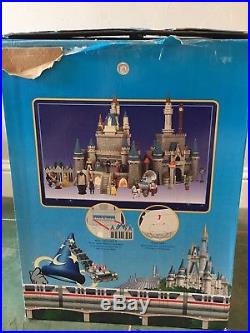 Walt Disney World Cinderella Castle Playset Exclusive Rare Princess House Lights