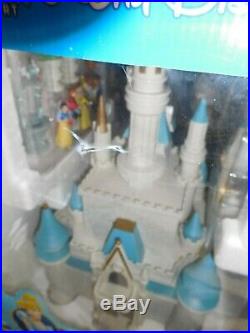Walt Disney World Cinderella Castle Playset Exclusive With Lights And Sounds