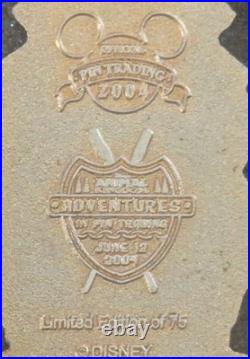 Walt Disney World Donald Duck Tiki Pin From Animal Kingdom adventures L/E 75