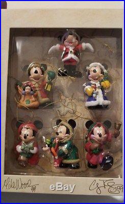 Walt Disney World MICKEY HOLIDAY ATLAS STORYBOOK ORNAMENT SET 1999 LE SIGNED