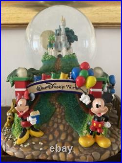 Walt Disney World Magic Kingdom Themed Musical Snowglobe