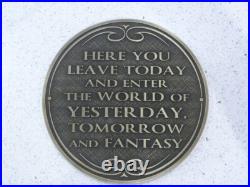 Walt Disney World Magic Kingdom entranceway plaque Black / Brass