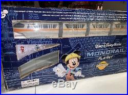 Walt Disney World Monorail Playset Orange Line 5 Cars 14 Track SPACESHIP EARTH