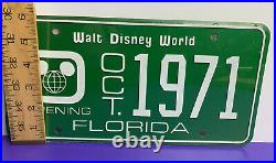Walt Disney World Preview Center License Plate Souvenir Green Opening Oct 1971