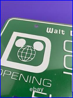 Walt Disney World Preview Center License Plate Souvenir Green Opening Oct 1971