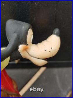 Walt Disney World Production Goofy Rare ceramic figurine hockey