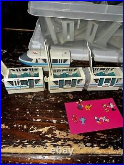 Walt Disney World Resort Blue Monorail Toy Playset with Track & Minifigures