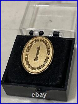 Walt Disney World Resort Operating Participant Service Award Pin 1 Year Wdw Rare