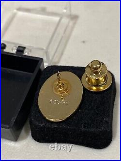 Walt Disney World Resort Operating Participant Service Award Pin 1 Year Wdw Rare