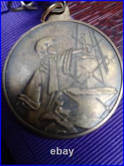 Walt Disney World Sword In The Stone Temporary Ruler Of The Realm Medal RARE Walt Disney World Sword In The Stone Temporary Ruler Of The Realm Medal RARE