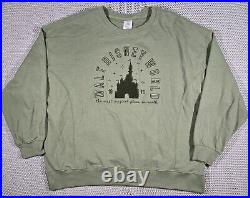 Walt Disney World The Most Magical Place On Earth Sweatshirt Women XL Green