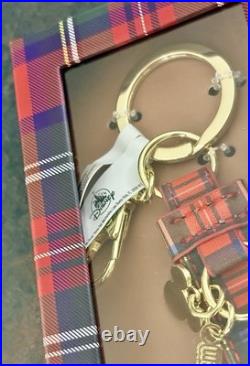 Walt Disney World (WDW) VIP Tours Exclusive Plaid Keychain New In Box With Tags