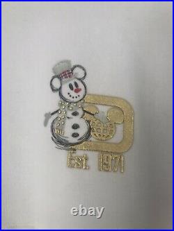 Walt Disney World White Christmas Spirit Jersey Size medium BNWT